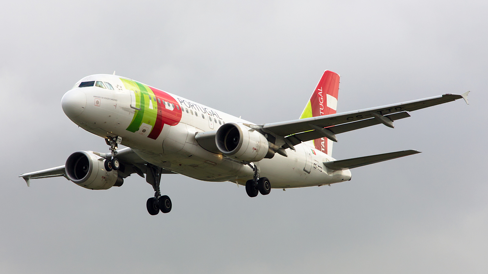 CS-TTD ✈ TAP Portugal Airbus A319-111 @ London-Heathrow