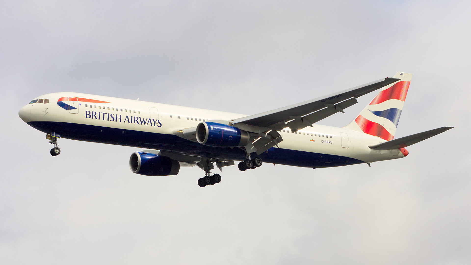 G-BNWV ✈ British Airways Boeing 767-336ER @ London-Heathrow
