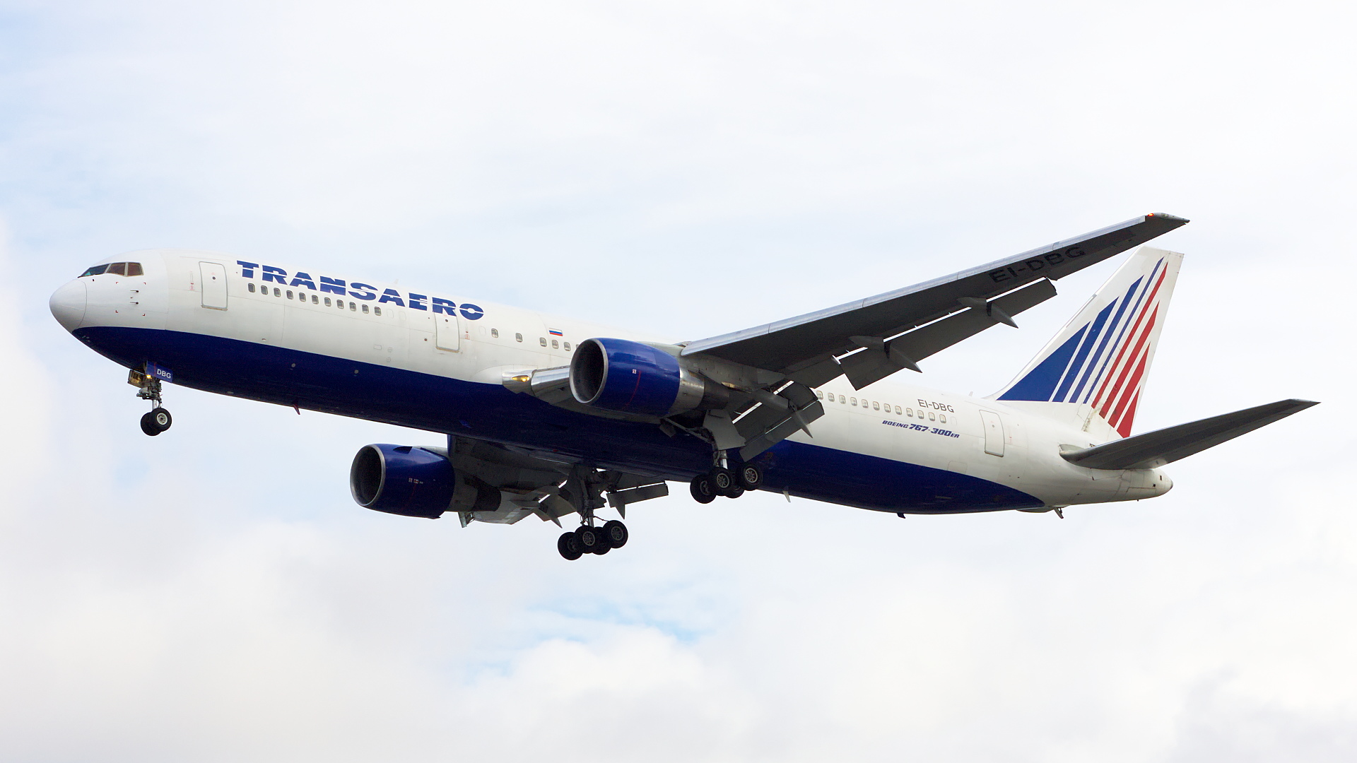 EI-DBG ✈ Transaero Airlines Boeing 767-3Q8ER @ London-Heathrow