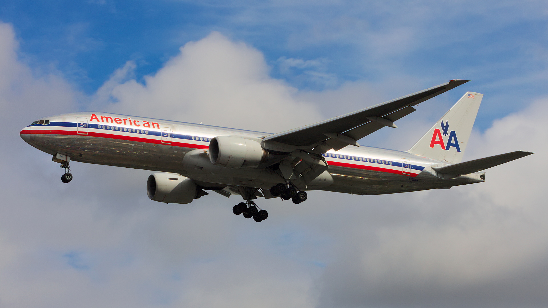 N750AN ✈ American Airlines Boeing 777-223ER @ London-Heathrow