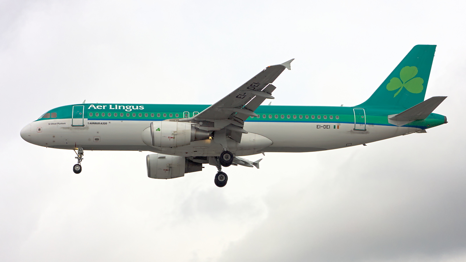 EI-DEI ✈ Aer Lingus Airbus A320-214 @ London-Heathrow