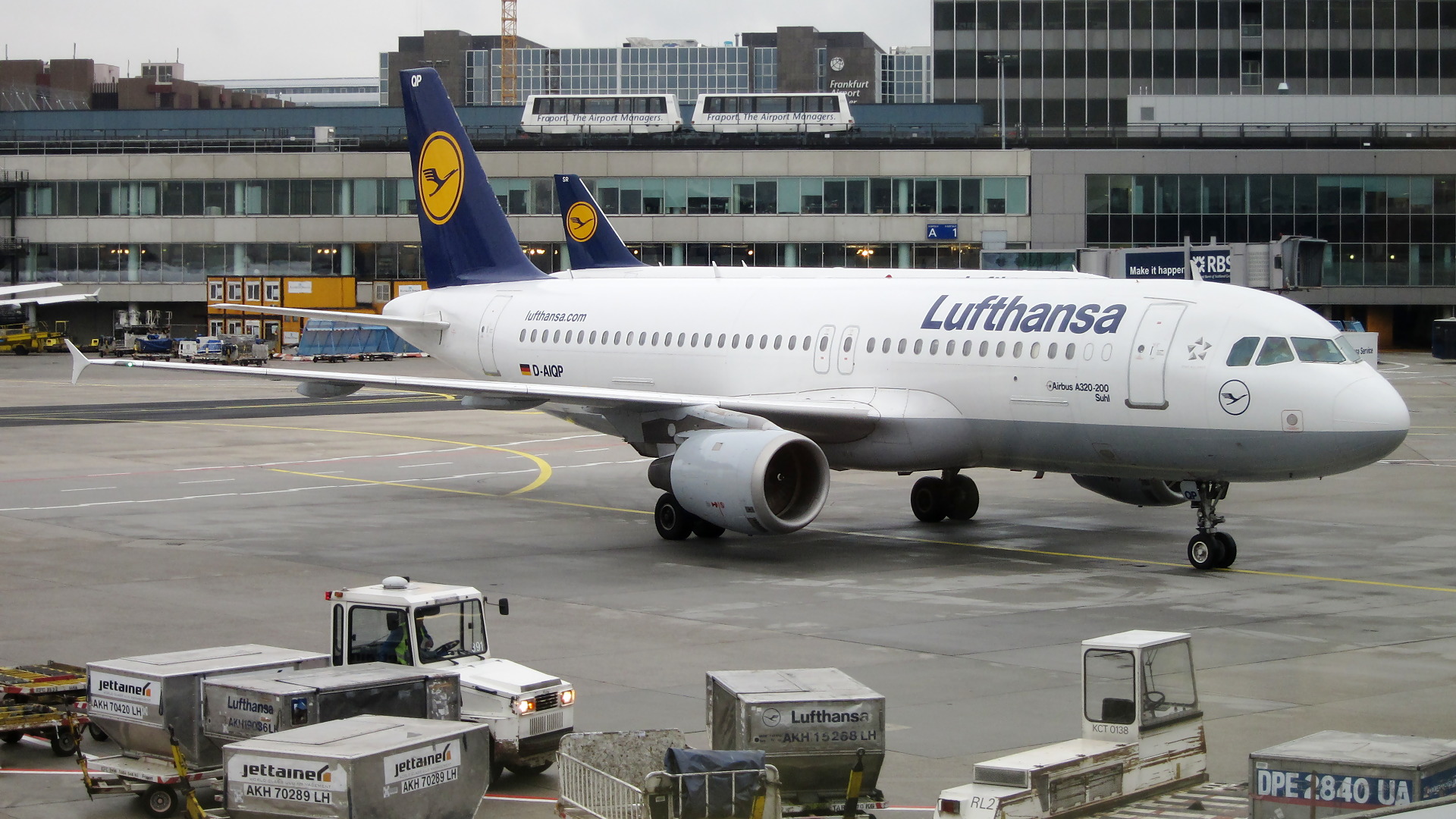 D-AIQP ✈ Lufthansa Airbus A320-211 @ Frankfurt