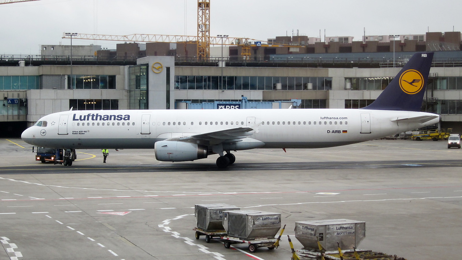 D-AIRB ✈ Lufthansa Airbus A321-131 @ Frankfurt