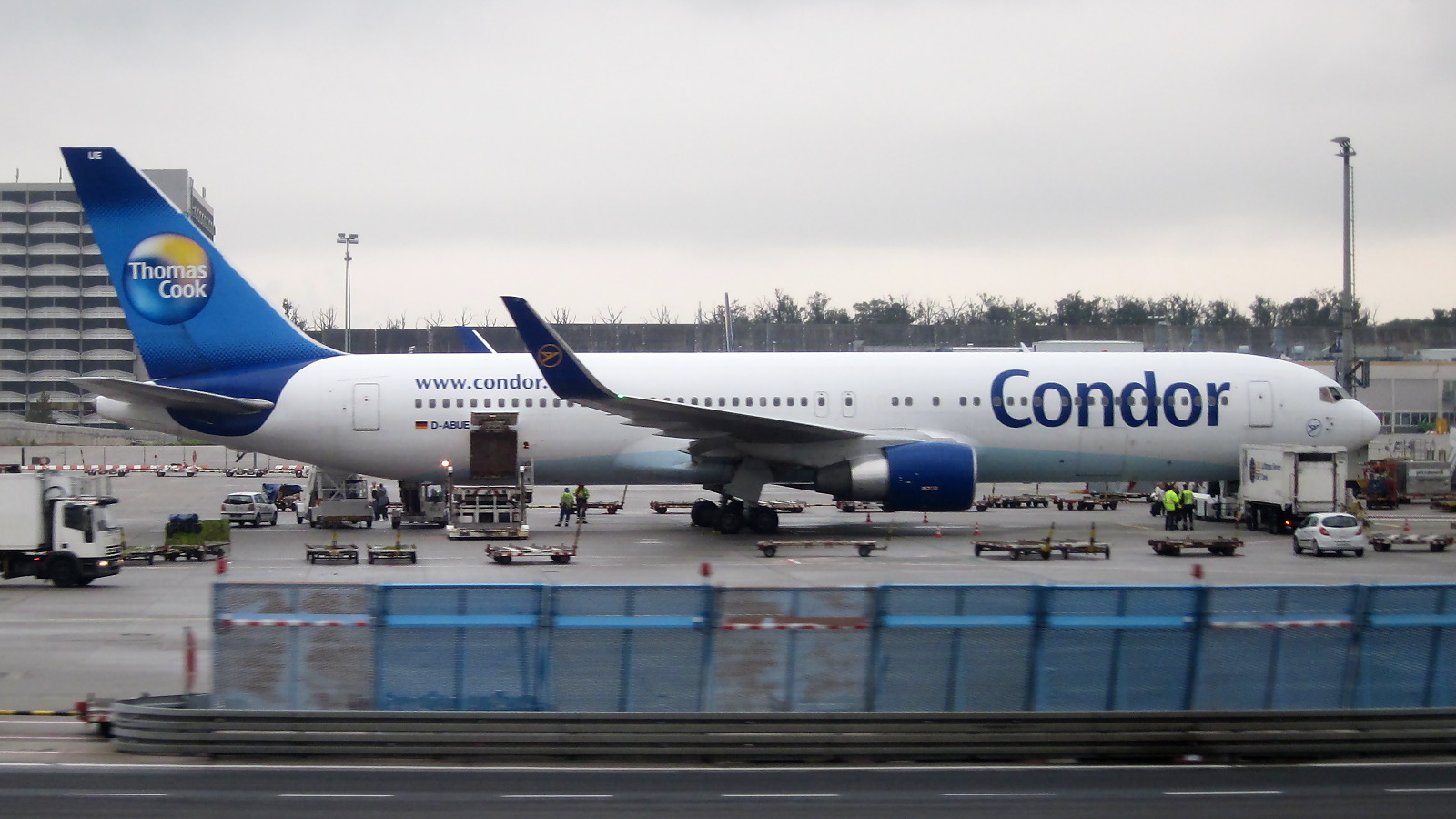 D-ABUE ✈ Condor Boeing 767-330ER @ Frankfurt