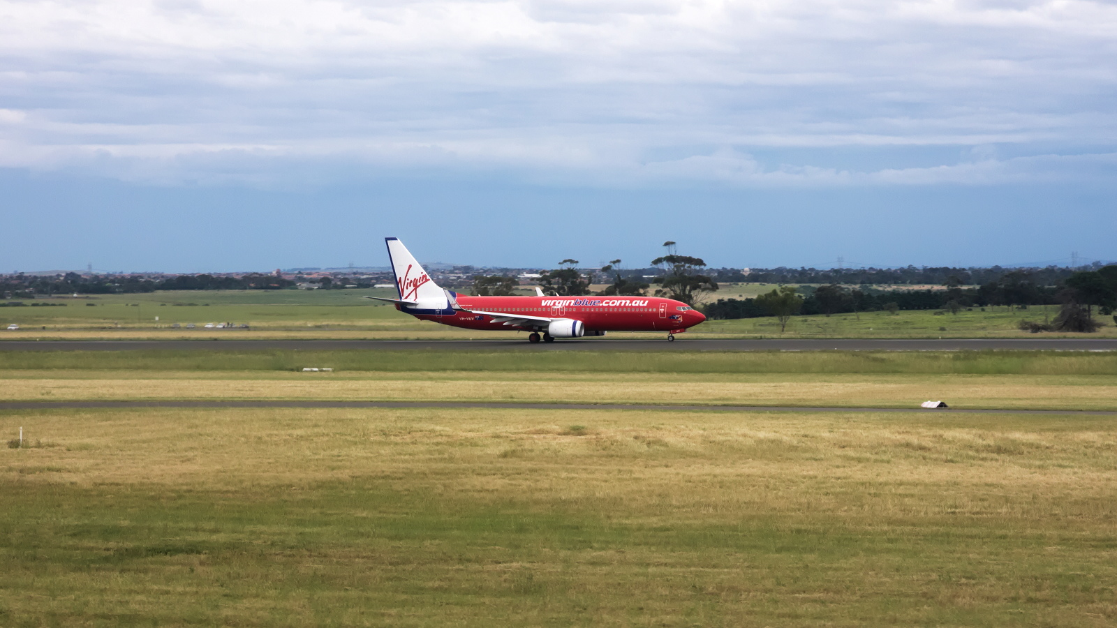 VH-VUV ✈ Virgin Blue Boeing 737-8FE @ Melbourne-Tullamarine
