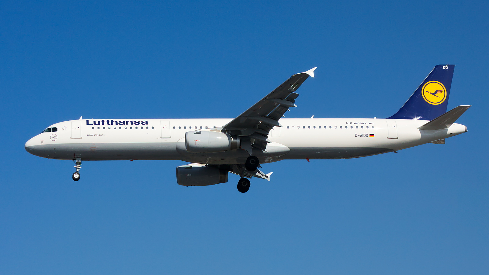 D-AIDD ✈ Lufthansa Airbus A321-231 @ London-Heathrow