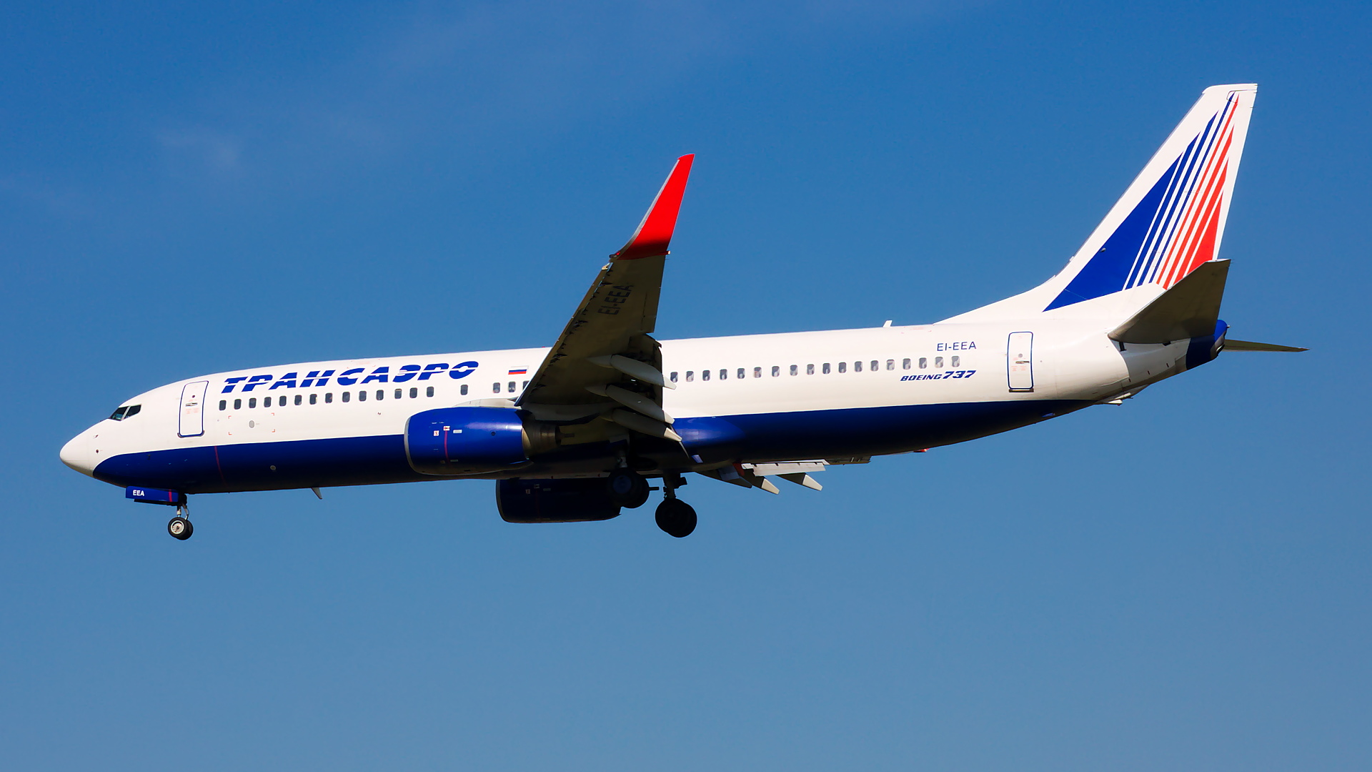 EI-EEA ✈ Transaero Airlines Boeing 737-8K5 @ London-Heathrow
