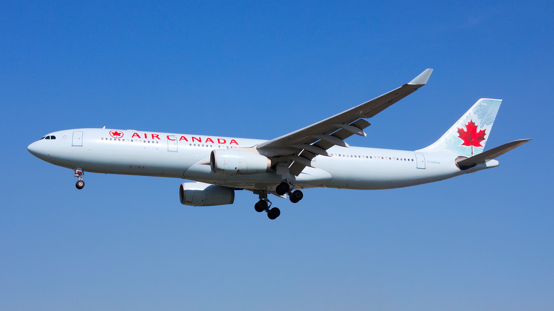 C-GHKW ✈ Air Canada Airbus A330-343 @ London-Heathrow