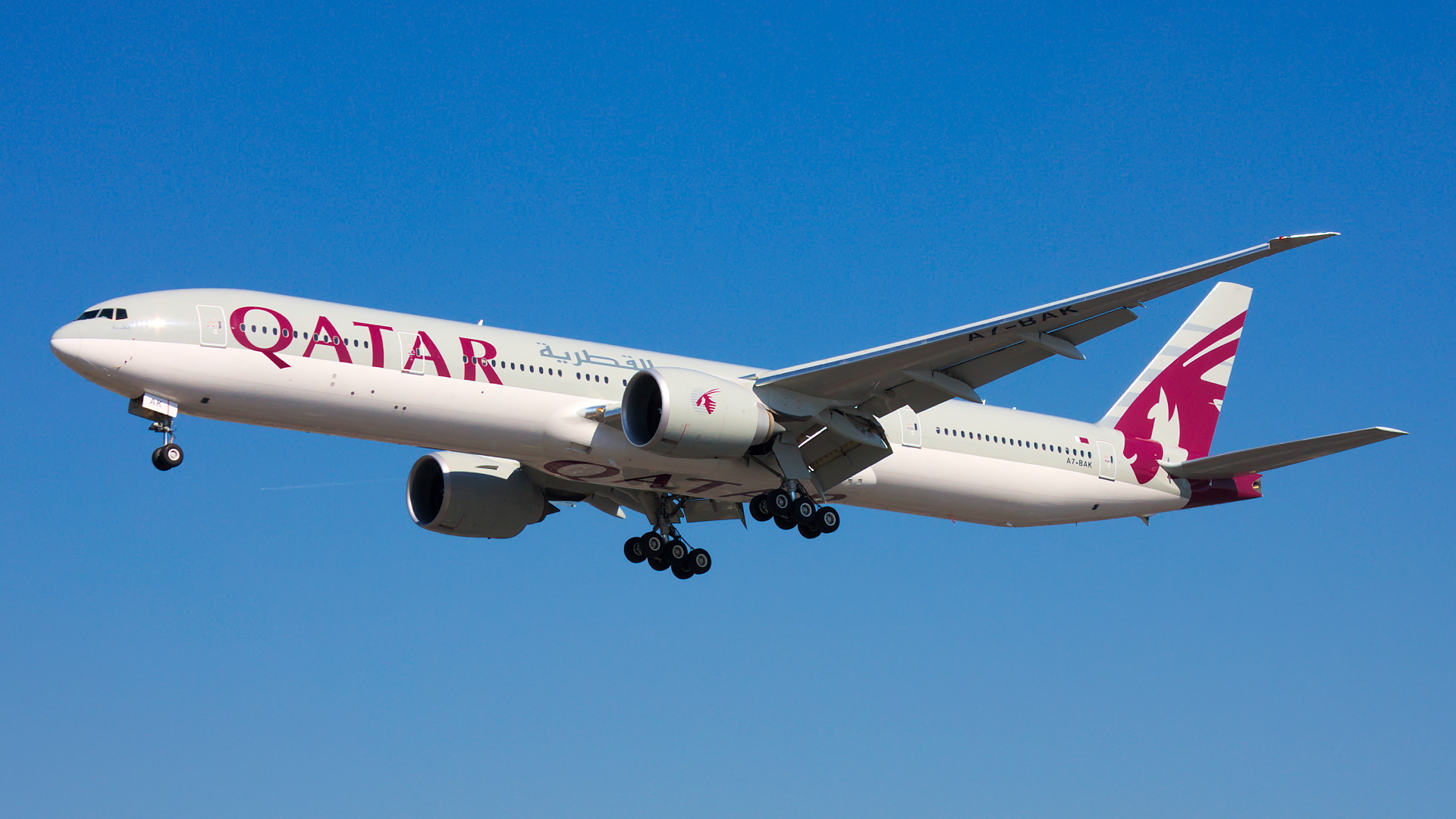 A7-BAK ✈ Qatar Airways Boeing 777-3DZER @ London-Heathrow