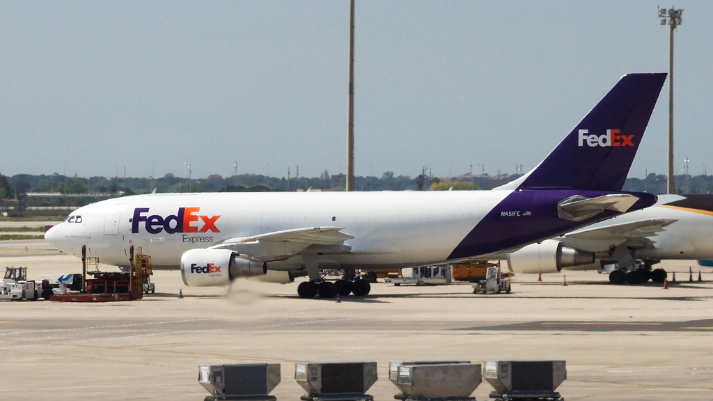 N451FE ✈ Federal Express Airbus A310-222 @ Barcelona-El Prat