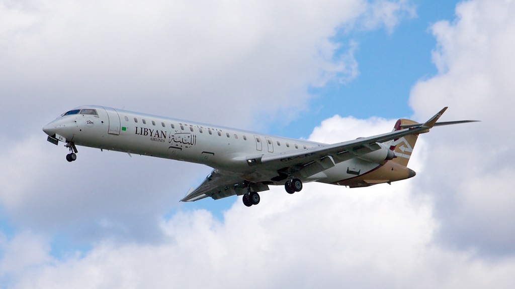 5A-LAA ✈ Libyan Arab Airlines Canadair CL-600-2D24 CRJ-900 @ London-Heathrow