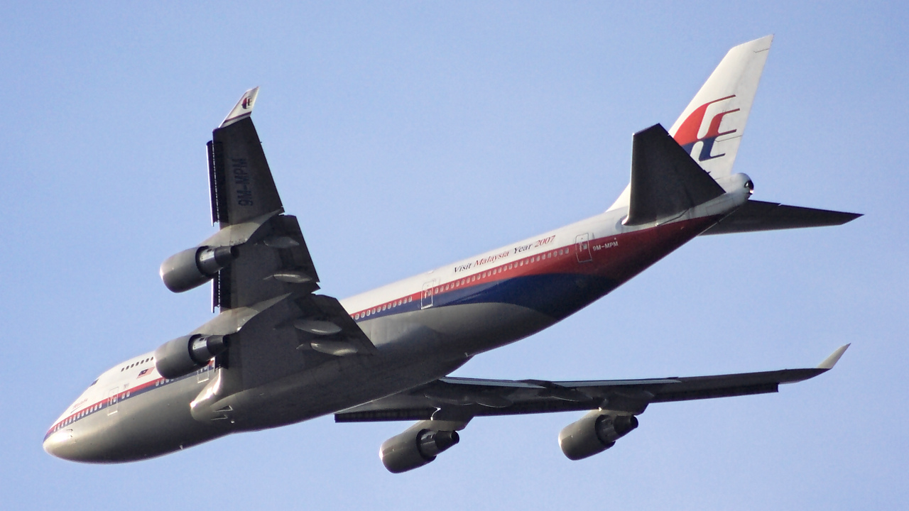 9M-MPM ✈ Malaysia Airlines Boeing 747-4H6 @ London-Heathrow