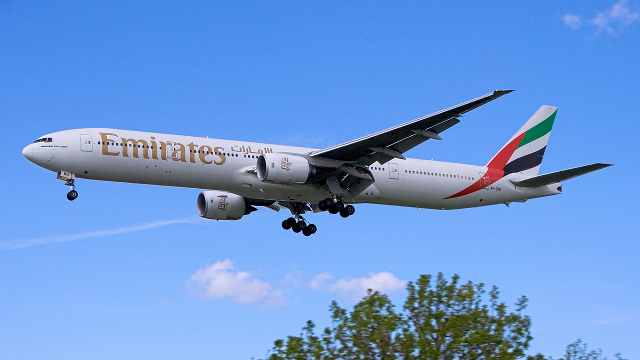 A6-EMU ✈ Emirates Airline Boeing 777-31H @ London-Heathrow