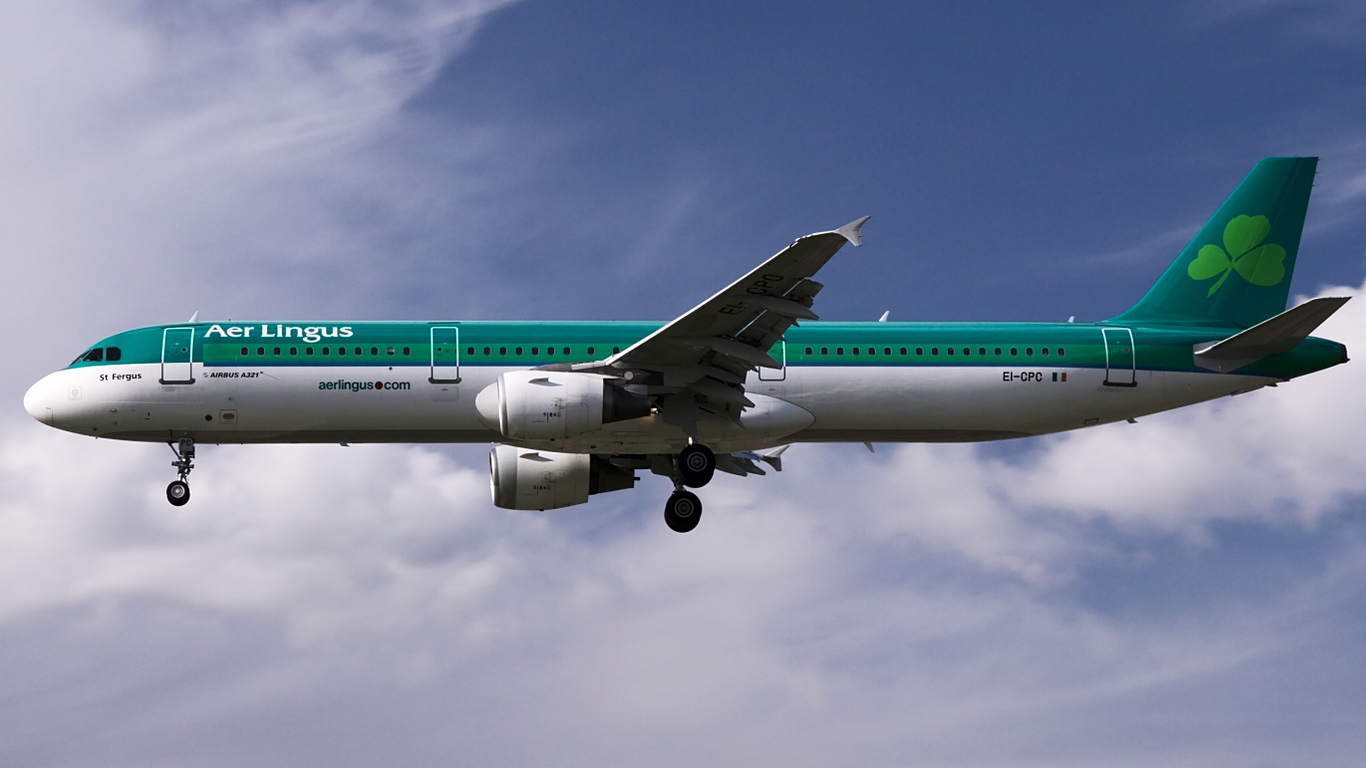 EI-CPC ✈ Aer Lingus Airbus A321-211 @ London-Heathrow
