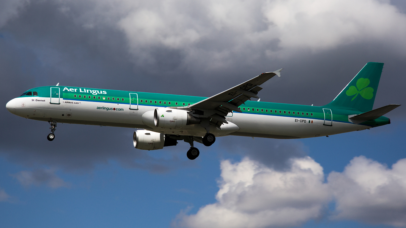 EI-CPD ✈ Aer Lingus Airbus A321-211 @ London-Heathrow