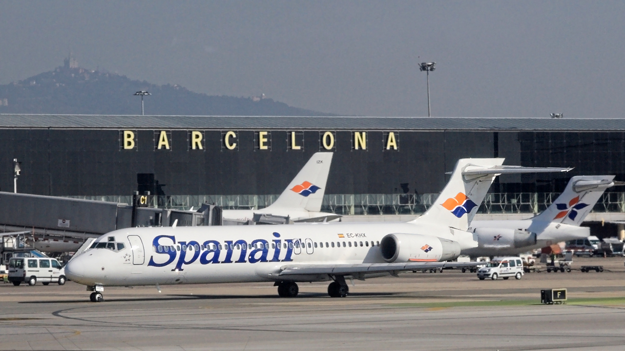 EC-KHX ✈ Spanair Boeing 717-2K9 @ Barcelona-El Prat
