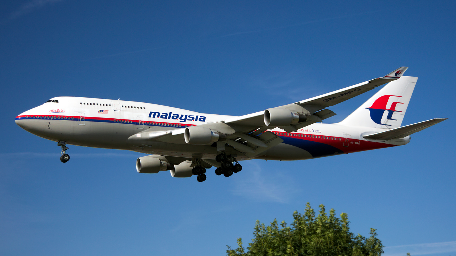 9M-MPO ✈ Malaysia Airlines Boeing 747-4H6 @ London-Heathrow