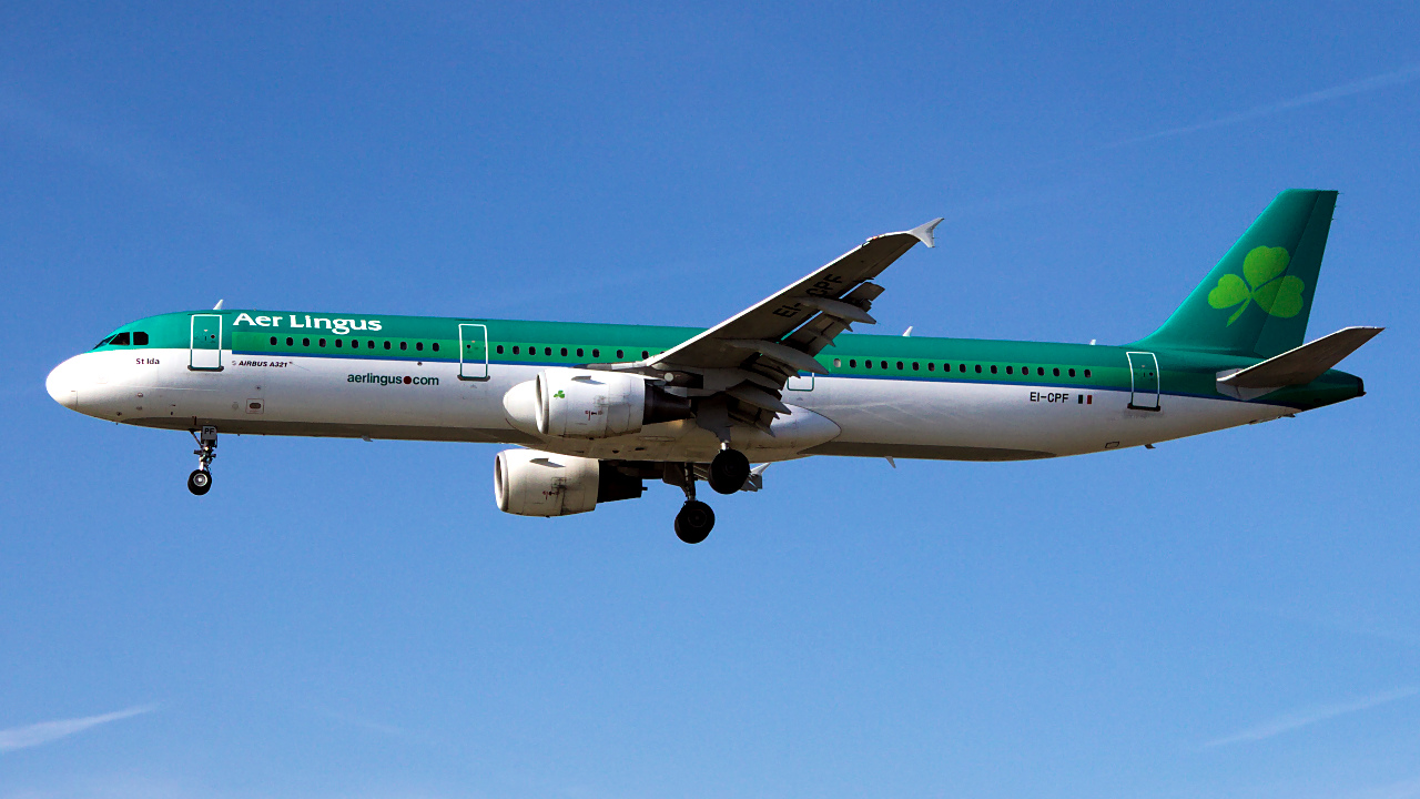 EI-CPF ✈ Aer Lingus Airbus A321-211 @ London-Heathrow