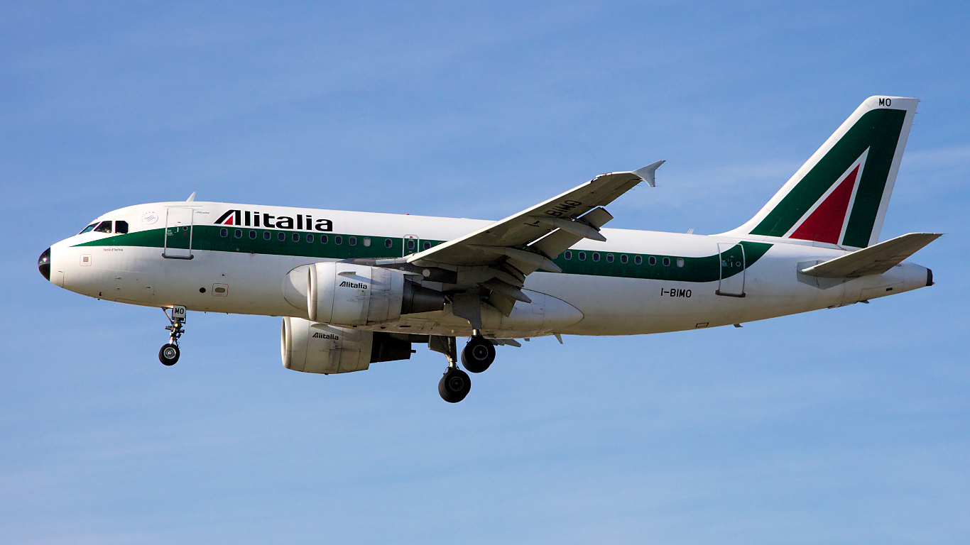 I-BIMO ✈ Alitalia Airbus A319-112 @ London-Heathrow