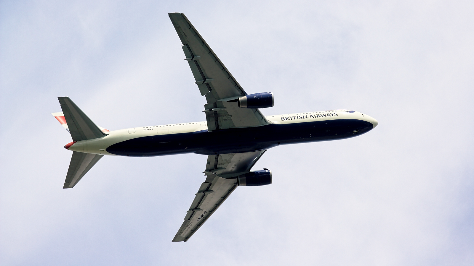 G-BNWV ✈ British Airways Boeing 767-336ER @ London-Heathrow