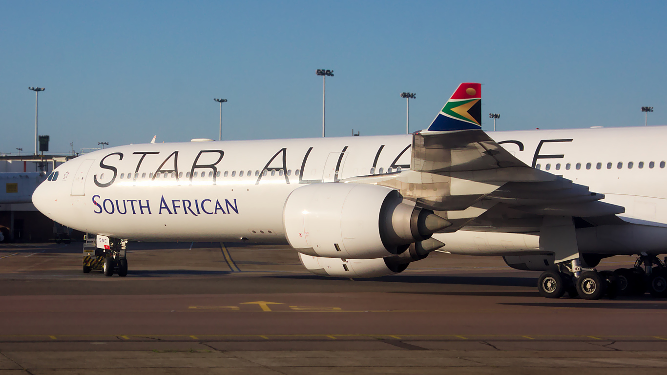 ZS-SNC ✈ South African Airways Airbus A340-642 @ London-Heathrow