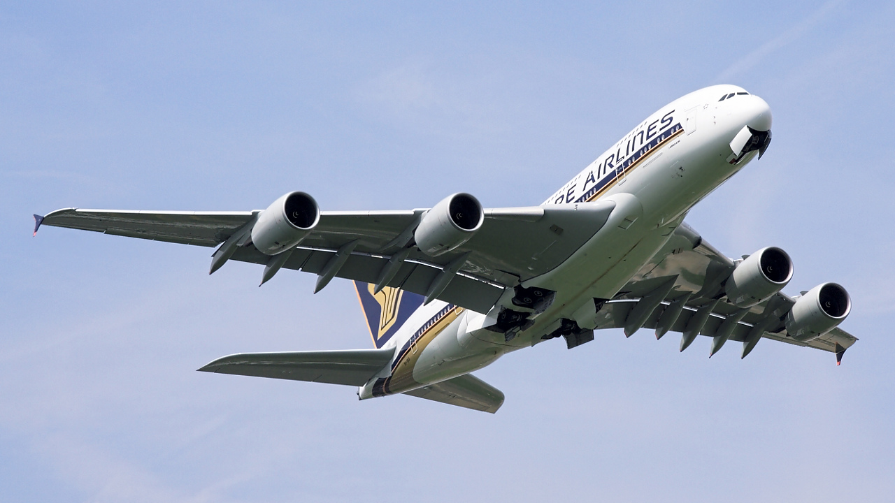 9V-SKD ✈ Singapore Airlines Airbus A380-841 @ London-Heathrow