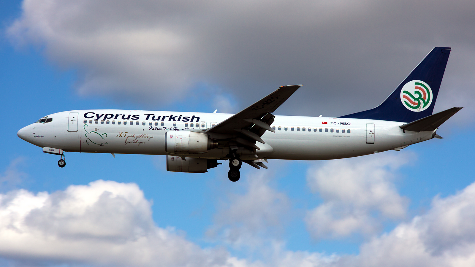 TC-MSO ✈ Cyprus Turkish Airlines Boeing 737-8S3 @ London-Heathrow