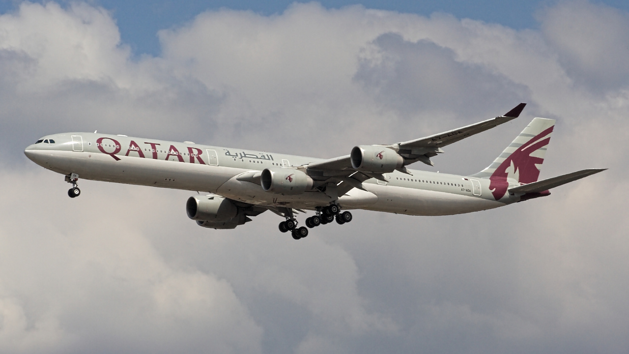 A7-AGA ✈ Qatar Airways Airbus A340-642 @ London-Heathrow