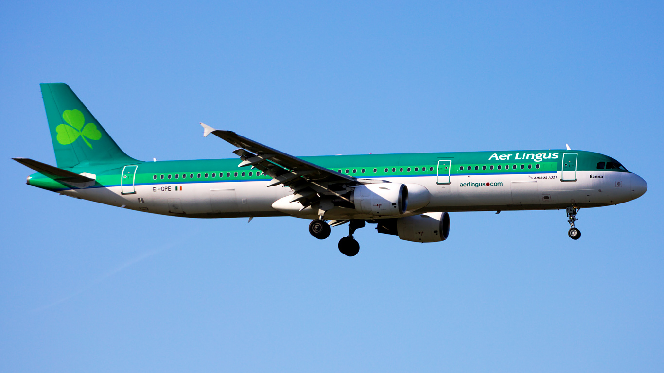EI-CPE ✈ Aer Lingus Airbus A321-211 @ London-Heathrow