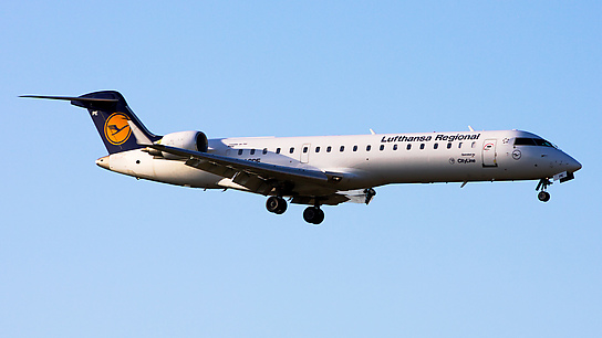 D-ACPE ✈ Lufthansa Regional Canadair CL-600-2C10 CRJ-701