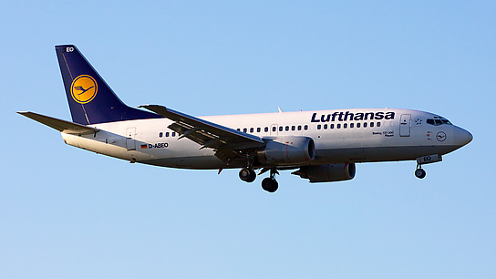 D-ABEO ✈ Lufthansa Boeing 737-330