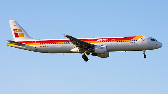 EC-JQZ ✈ Iberia Airlines Airbus A321-211