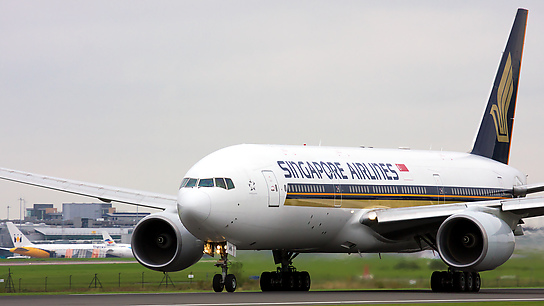 9V-SVK ✈ Singapore Airlines Boeing 777-212ER