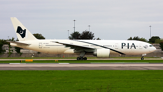 AP-BGZ ✈ Pakistan International Airlines Boeing 777-240LR