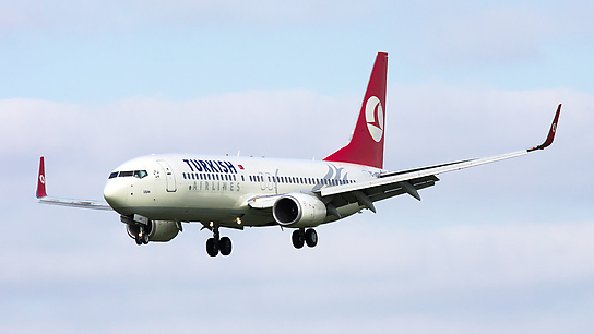 TC-JGR ✈ Turkish Airlines Boeing 737-8F2
