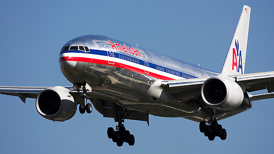 N786AN ✈ American Airlines Boeing 777-223ER