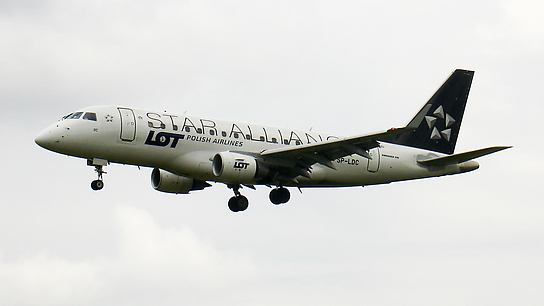 SP-LDC ✈ LOT Polish Airlines Embraer ERJ-170ST