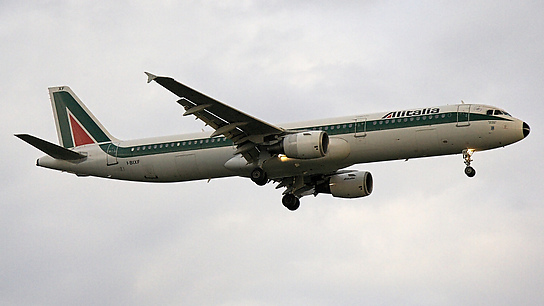 I-BIXF ✈ Alitalia Airbus A321-111