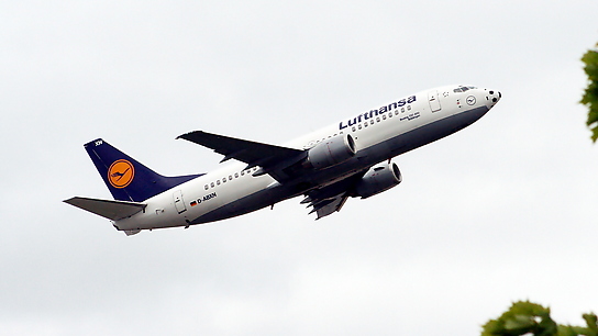 D-ABXN ✈ Lufthansa Boeing 737-330