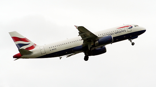 G-MEDE ✈ British Airways Airbus A320-232