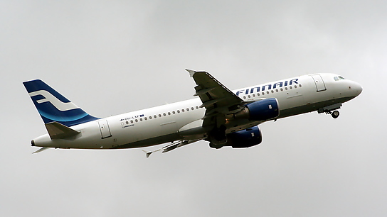 OH-LXF ✈ Finnair Airbus A320-214
