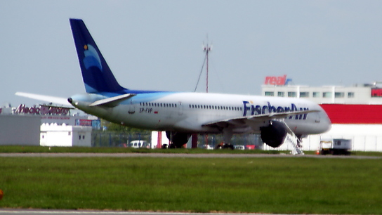 SP-FVP ✈ Fischer Air Polska Boeing 757-2Q8