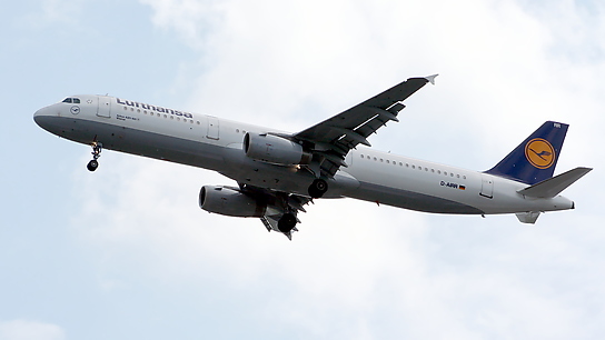 D-AIRR ✈ Lufthansa Airbus A321-131