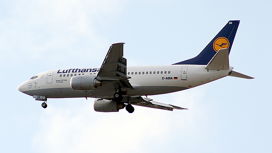 D-ABIA ✈ Lufthansa Boeing 737-530