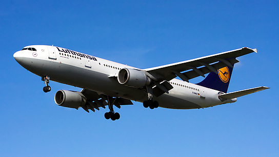 D-AIAZ ✈ Lufthansa Airbus A300-605R