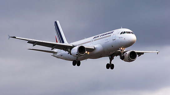 F-GKXB ✈ Air France Airbus A320-211
