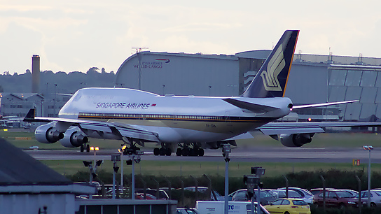 9V-SPA ✈ Singapore Airlines Boeing 747-412