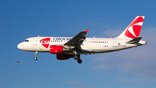 OK-NEO ✈ Czech Airlines Airbus A319-112