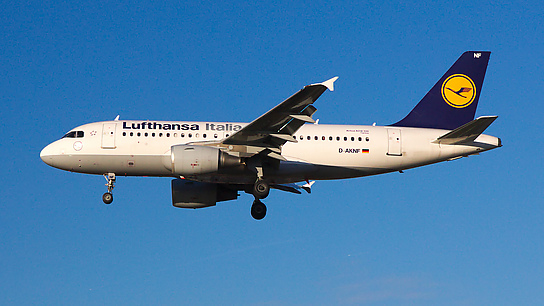 D-AKNF ✈ Lufthansa Italia Airbus A319-112