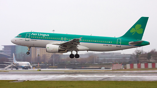 EI-DVE ✈ Aer Lingus Airbus A320-214